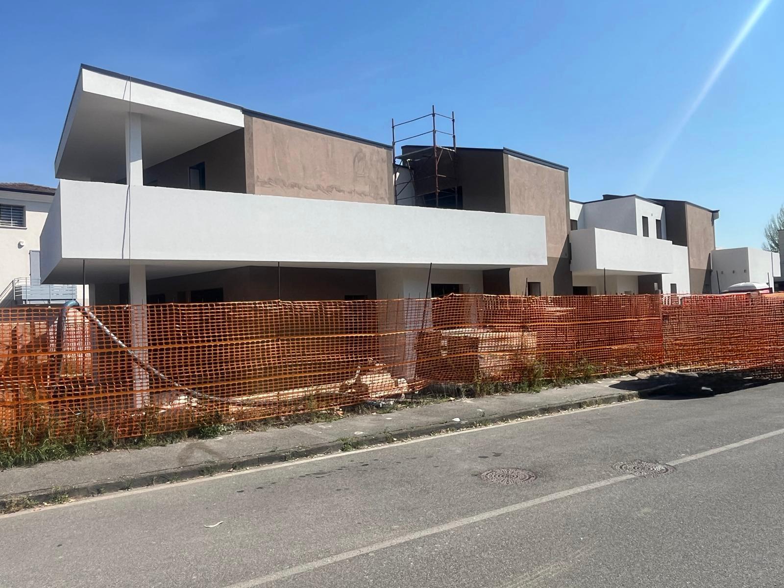 Cantiere Ville Einaudi - Vista frontale